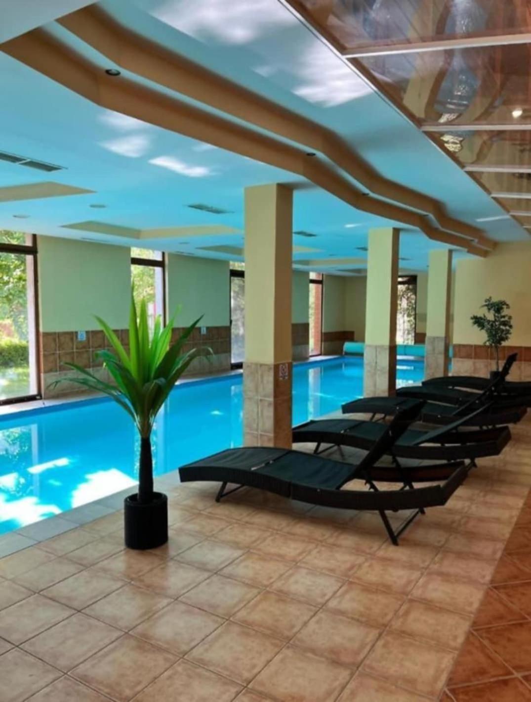 Balaton Wellness Apartman Siófok Zewnętrze zdjęcie